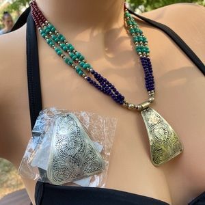 Colorful Beaded/Silver Plated Pendant Necklace